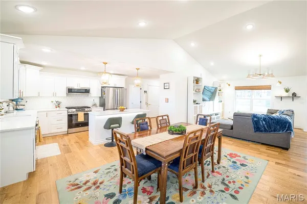 $469,900 | 236 Haydens Trail, Jackson, MO 63755