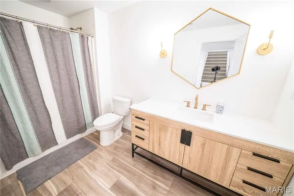 $469,900 | 236 Haydens Trail, Jackson, MO 63755