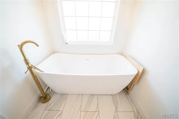 $469,900 | 236 Haydens Trail, Jackson, MO 63755