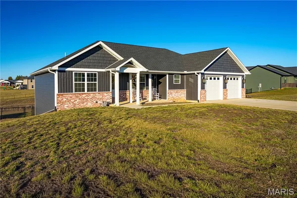 $469,900 | 236 Haydens Trail, Jackson, MO 63755