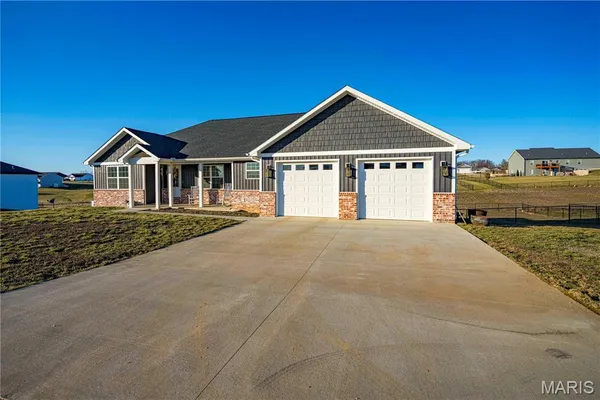 $469,900 | 236 Haydens Trail, Jackson, MO 63755