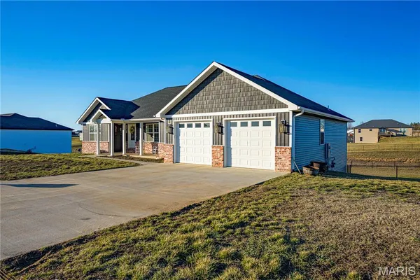 $469,900 | 236 Haydens Trail, Jackson, MO 63755