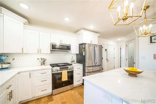 $469,900 | 236 Haydens Trail, Jackson, MO 63755