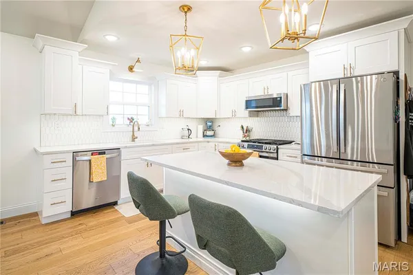 $469,900 | 236 Haydens Trail, Jackson, MO 63755