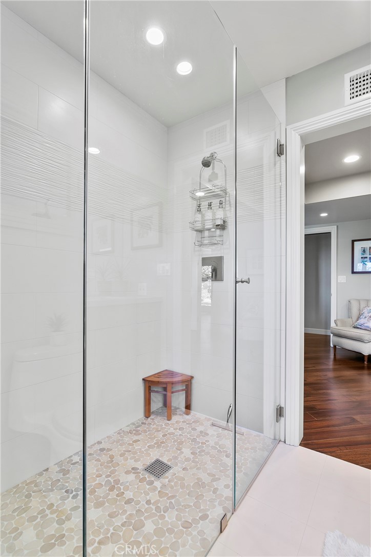 3305 Rancho Rio Bonita Road Covina, CA 91724 - Photo 34 of 71 Primary shower. Note the easy walk in.