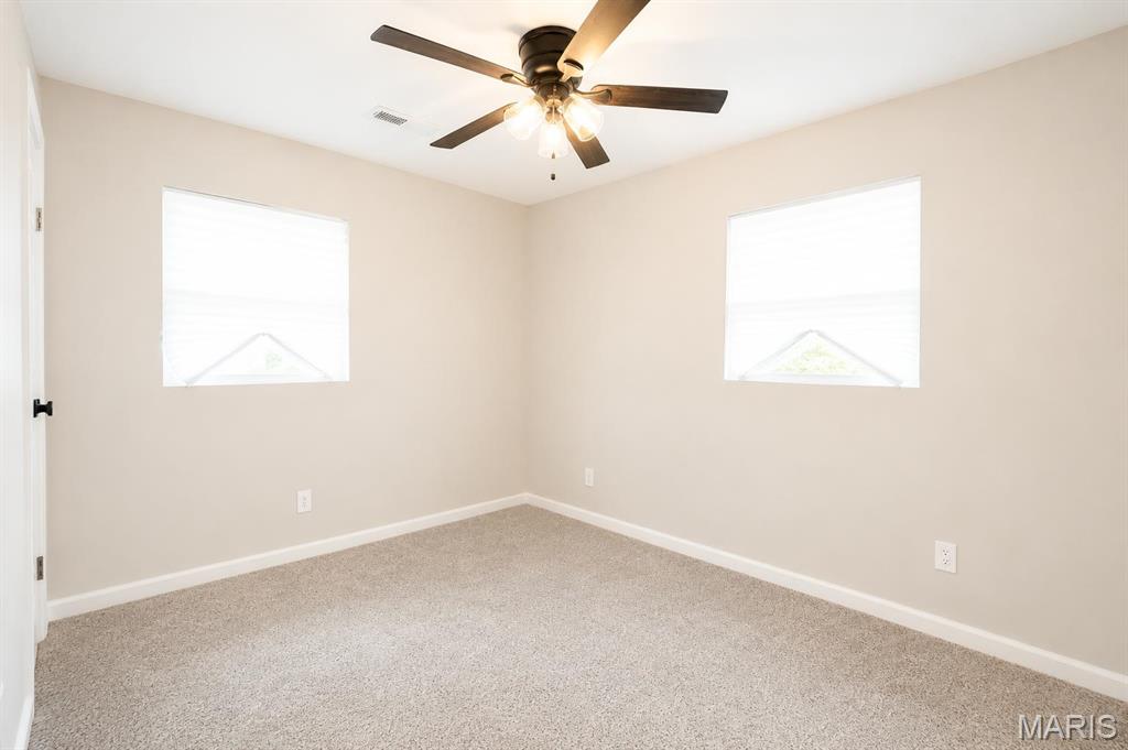 913 Royal Heights Road Belleville, IL 62226 - Photo 14 of 15
