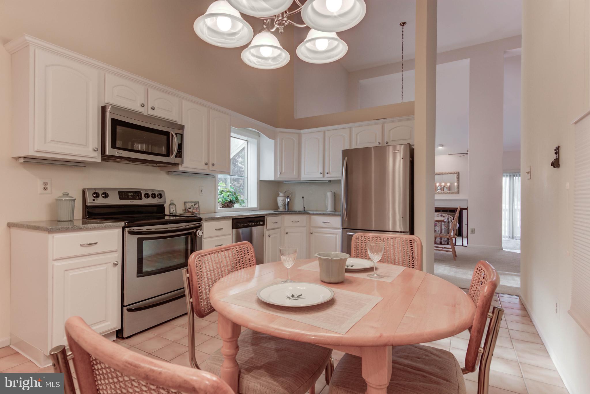 204 Springhouse Pond Chesterbrook, PA 19087 - Photo 20 of 35 Kitchen