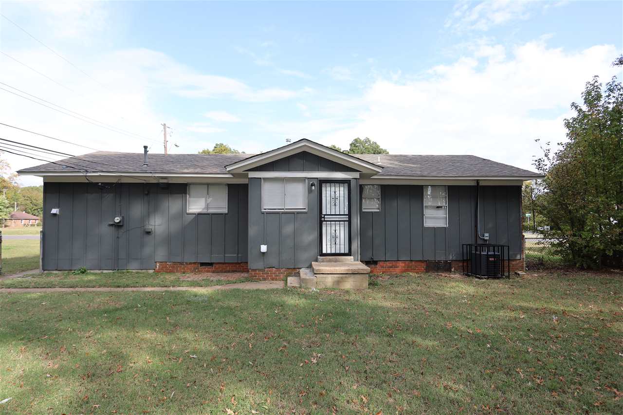 1669 Hester Road Memphis, TN 38116 - Photo 2 of 9