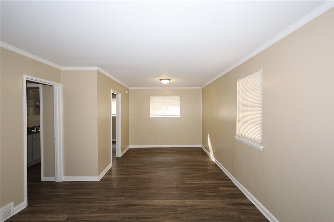 1669 Hester Road Memphis, TN 38116 - Photo 3 of 9