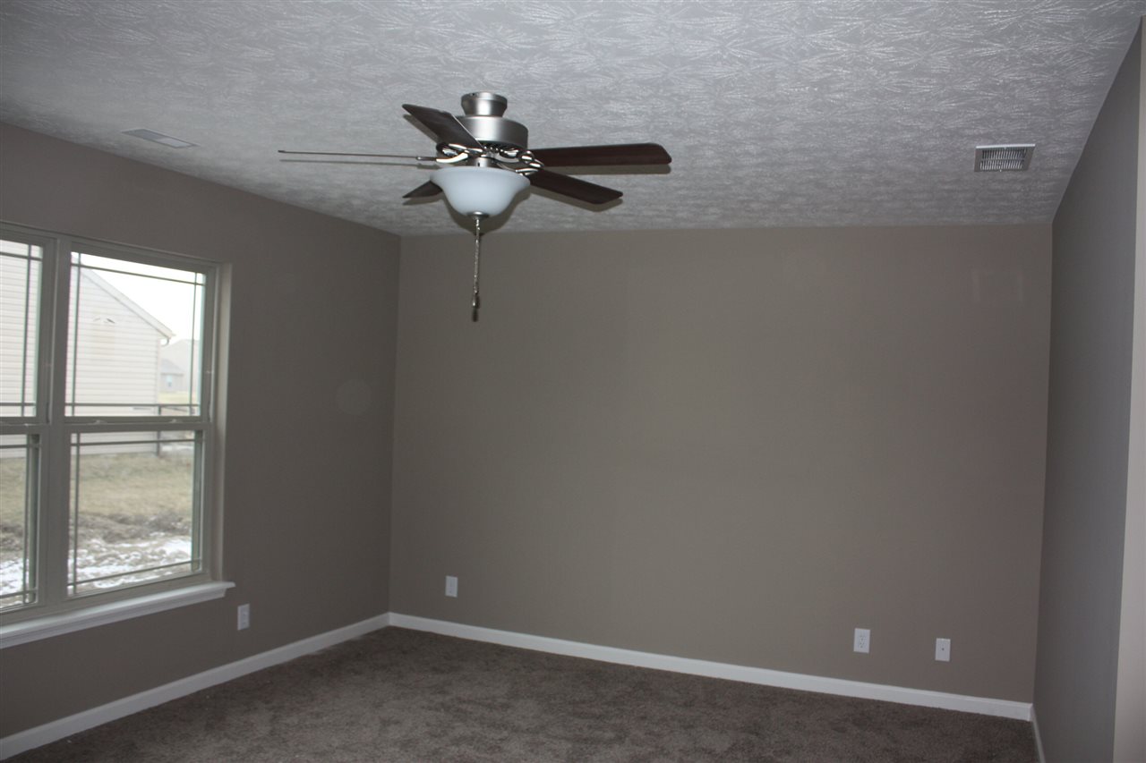 948 Zartman Road Kokomo, IN 46902 - Photo 3 of 10 Gallery Image 3