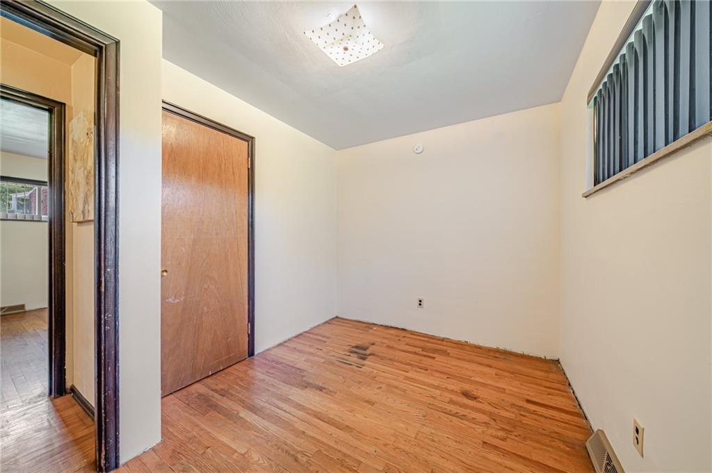 320 Eighmy Road Pittsburgh, PA 15239 - Photo 15 of 31 Gallery Image 15