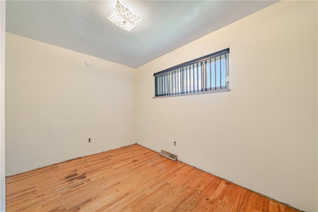 320 Eighmy Road Pittsburgh, PA 15239 - Photo 16 of 31 Gallery Image 16