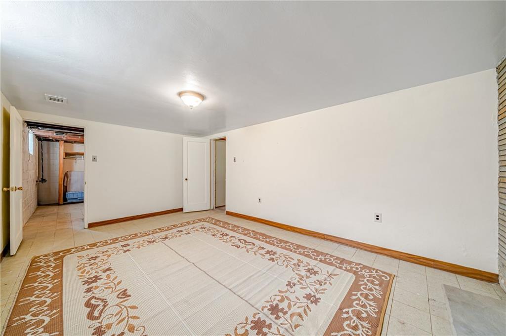 320 Eighmy Road Pittsburgh, PA 15239 - Photo 19 of 31 Gallery Image 19