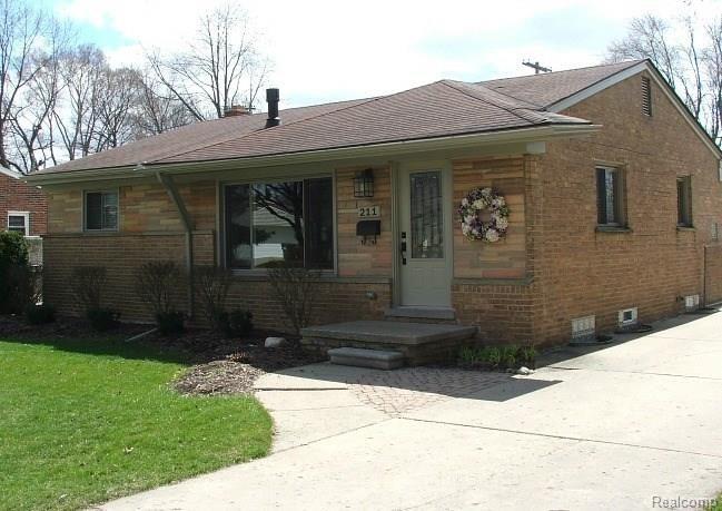 211 Reitman Court Rochester Hills, MI 48307 - Photo 1 of 30