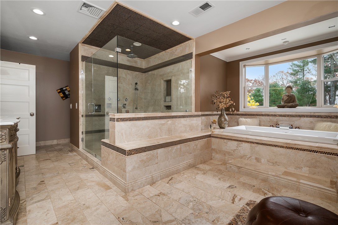 168 Stone Dam Road Glocester, RI 02857 - Photo 12 of 38