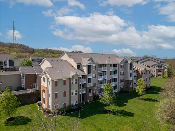 $1,950 | 217 Stockton Ridge, Cranberry Township, PA 16066