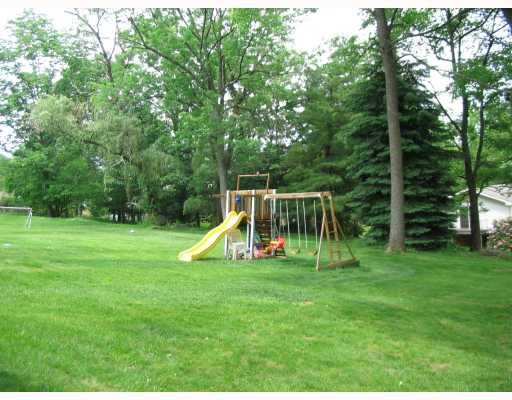 3209 Ridgeway Road Greensburg, PA 15601 - Photo 12 of 13 Yard/Garden.