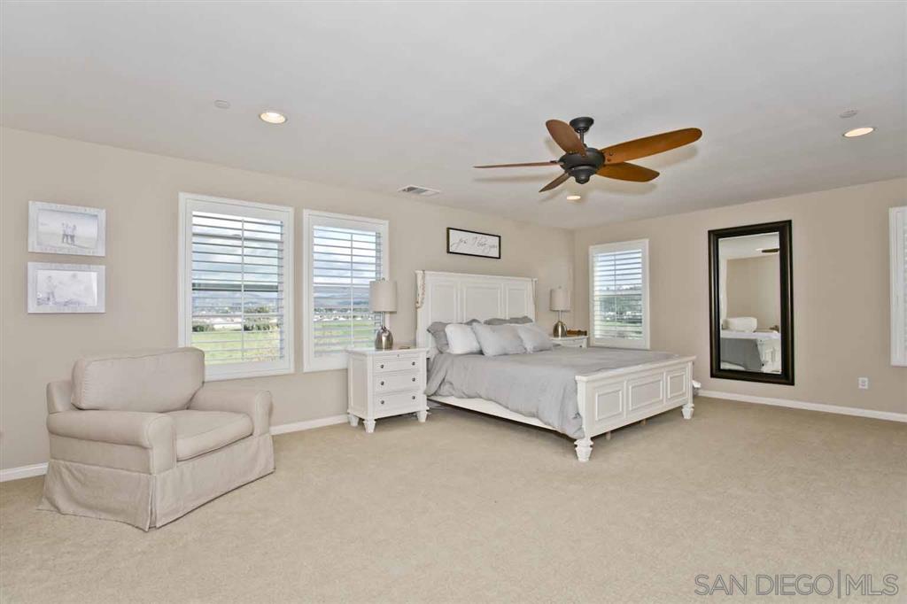 10081 Ranchitos Place Lakeside, CA 92040 - Photo 11 of 25 Gallery Image 11