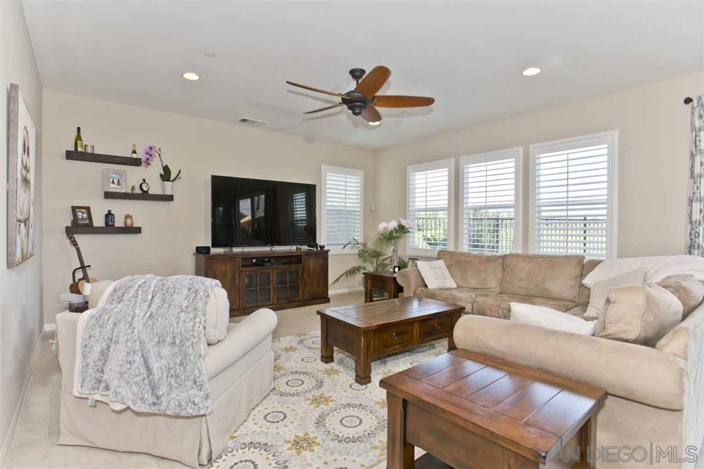 10081 Ranchitos Place Lakeside, CA 92040 - Photo 5 of 25 Gallery Image 5