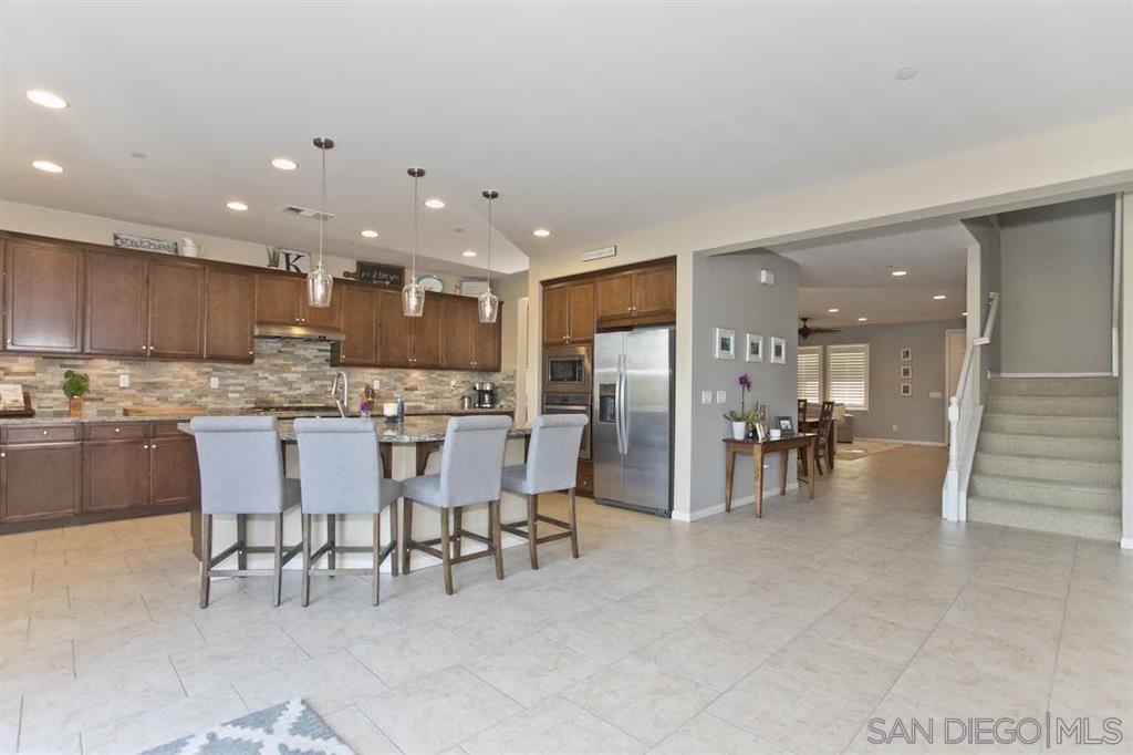 10081 Ranchitos Place Lakeside, CA 92040 - Photo 9 of 25 Gallery Image 9