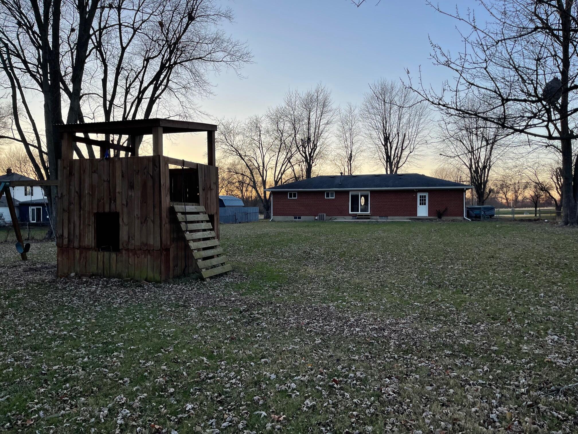 2220 South Burnett Road Springfield, OH 45505 - Photo 10 of 47