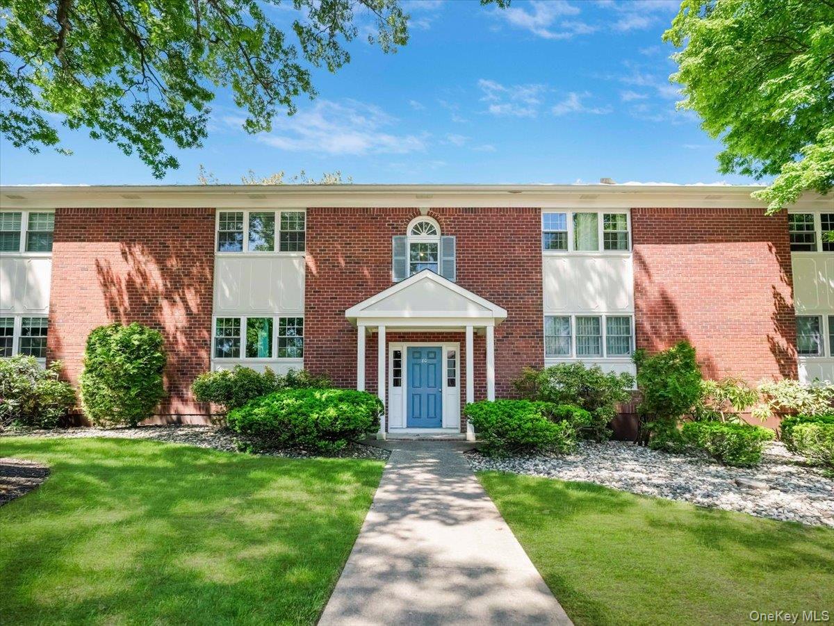 80 Bon Aire Circle, Unit R12 Suffern, NY 10901 - Photo 1 of 21