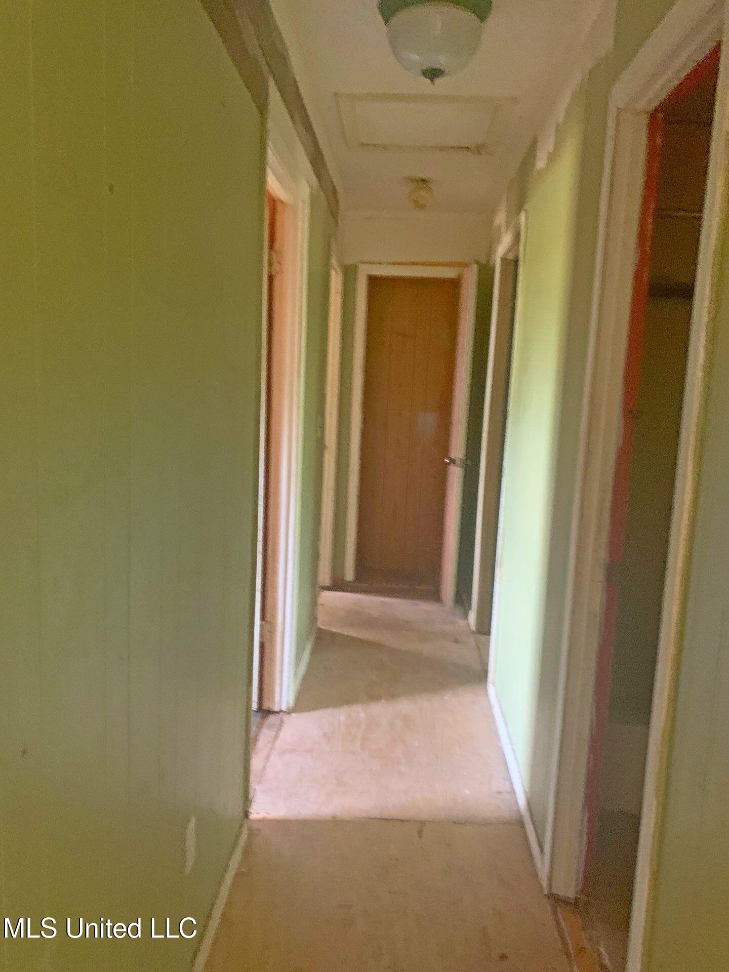 1356 Old River Road Harrisville, MS 39082 - Photo 9 of 18 34-May 16 2025 01_30pm-m9s6