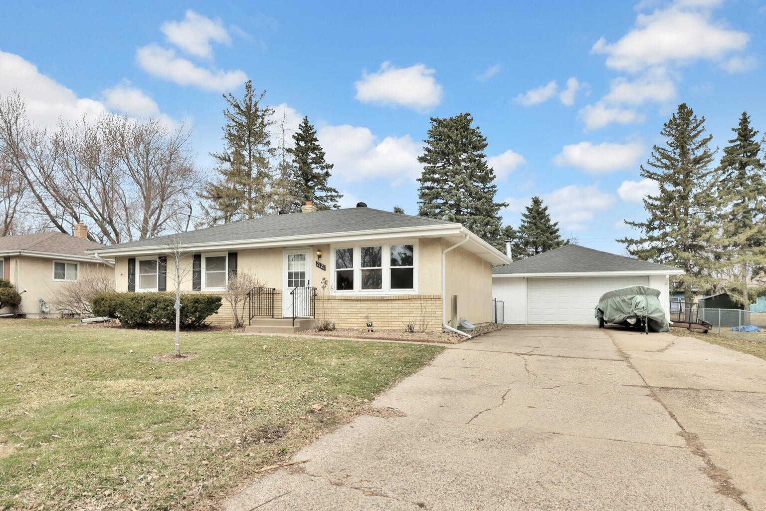 2121 Mapleview Avenue Maplewood, MN 55109 - Photo 1 of 1
