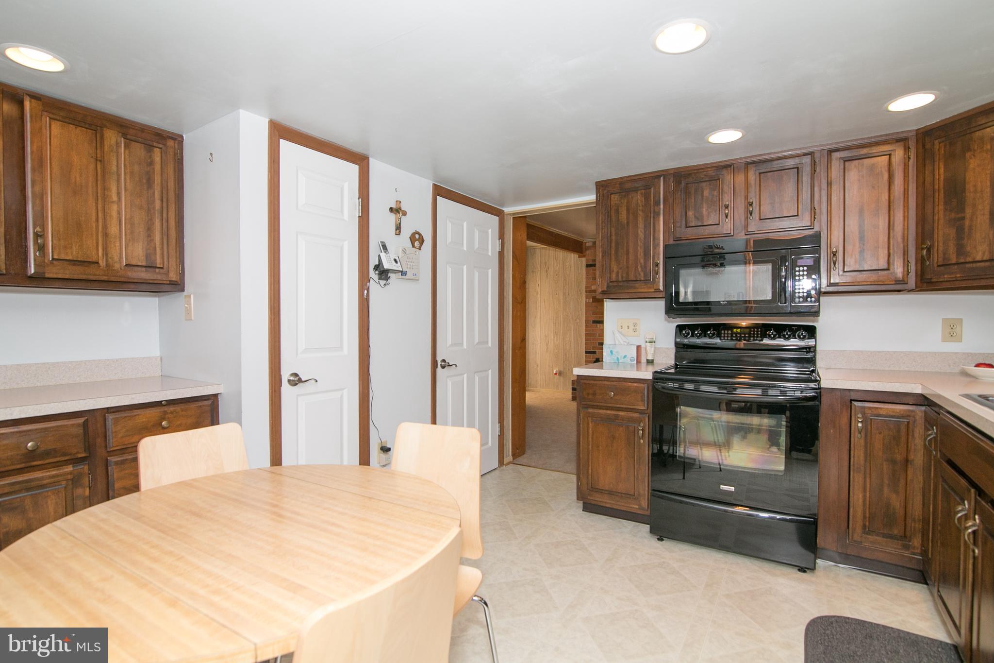 14306 Spriggs Road Woodbridge, VA 22193 - Photo 29 of 59 Gallery Image 29