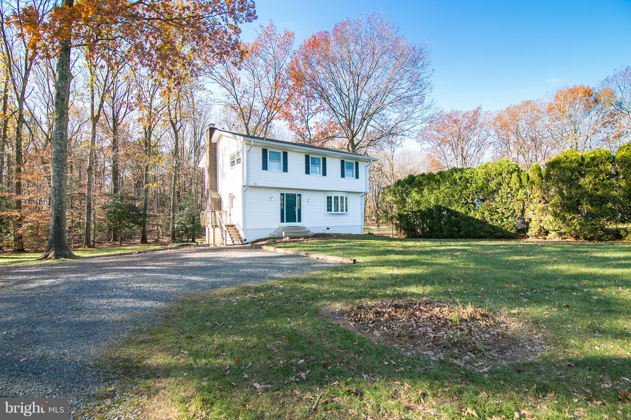 14306 Spriggs Road Woodbridge, VA 22193 - Photo 9 of 59 Gallery Image 9