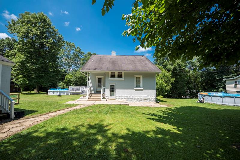 1030 Anderson Road Pittsburgh, PA 15209 - Photo 2 of 25