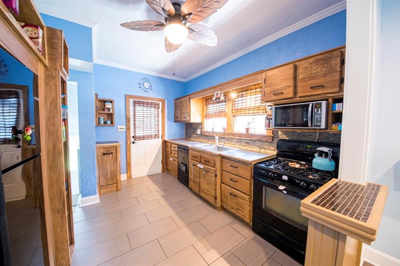 1030 Anderson Road Pittsburgh, PA 15209 - Photo 12 of 25