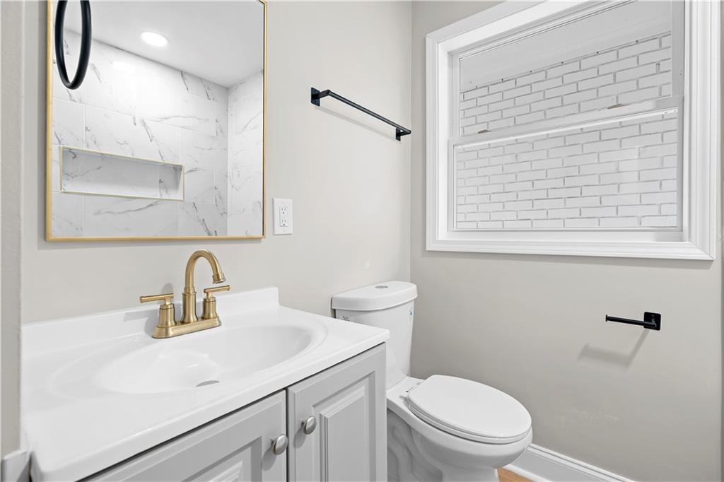 44 Bell Street Toccoa, GA 30577 - Photo 18 of 34