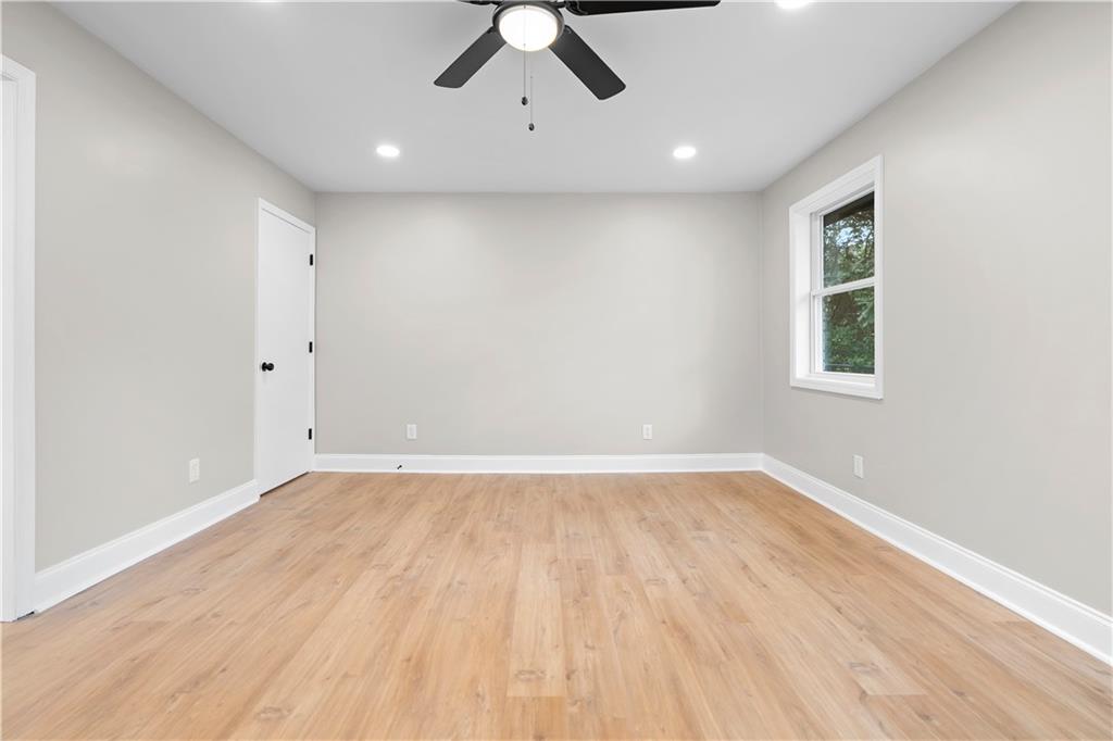 44 Bell Street Toccoa, GA 30577 - Photo 7 of 34