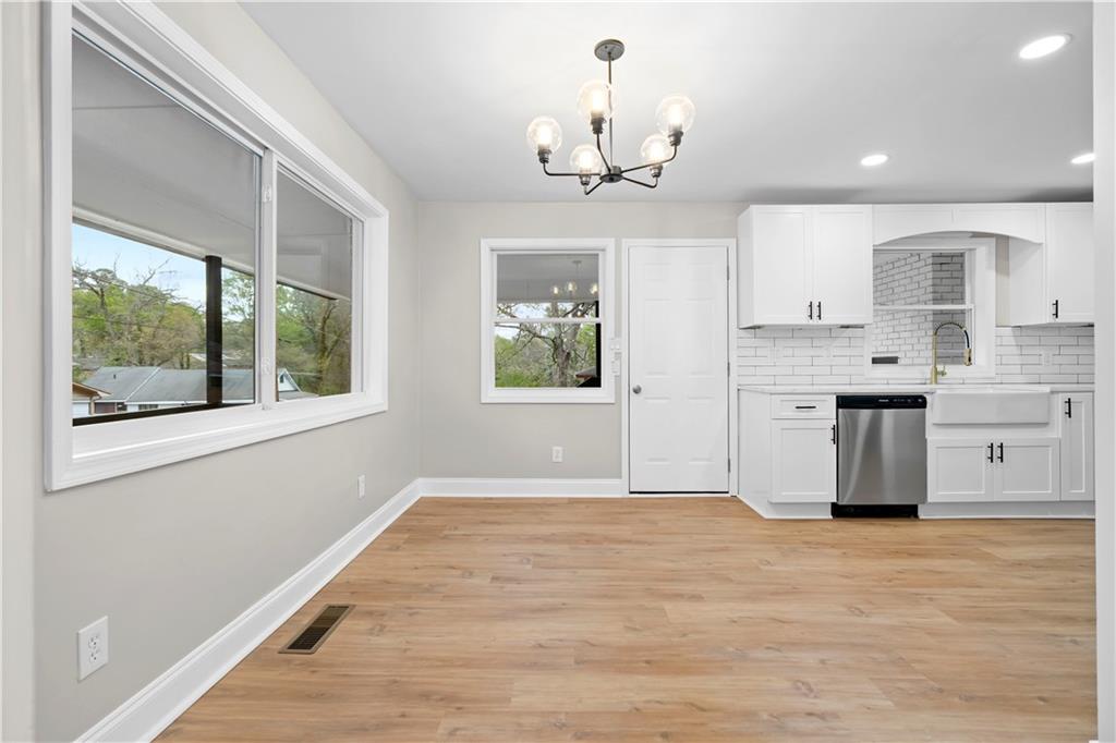 44 Bell Street Toccoa, GA 30577 - Photo 9 of 34