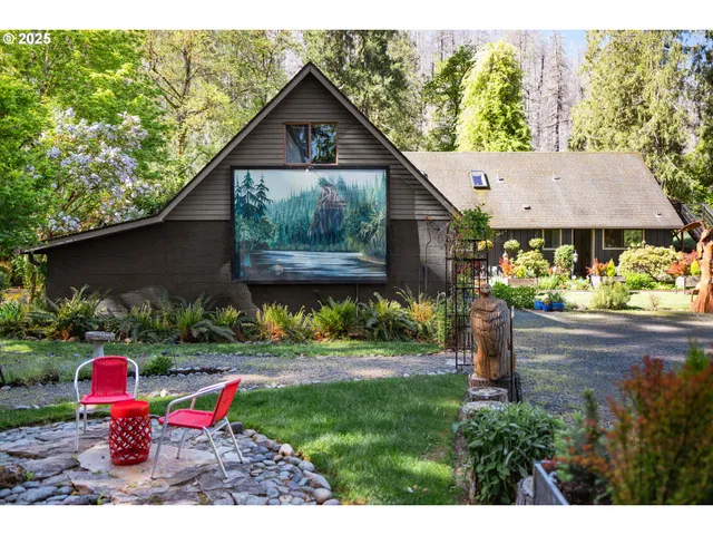 $2,250,000 | 49198 McKenzie Highway, Vida, OR 97488