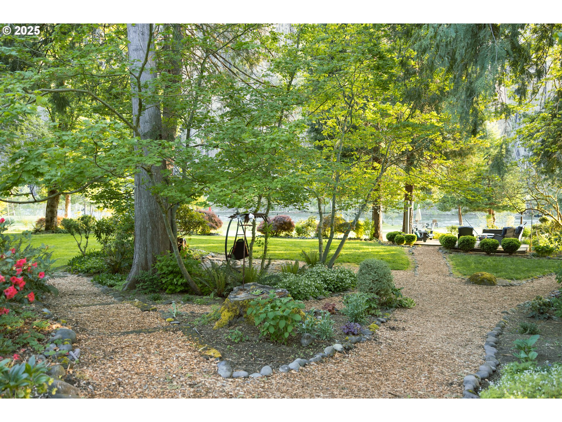 49198 McKenzie Highway Vida, OR 97488 - Photo 10 of 48