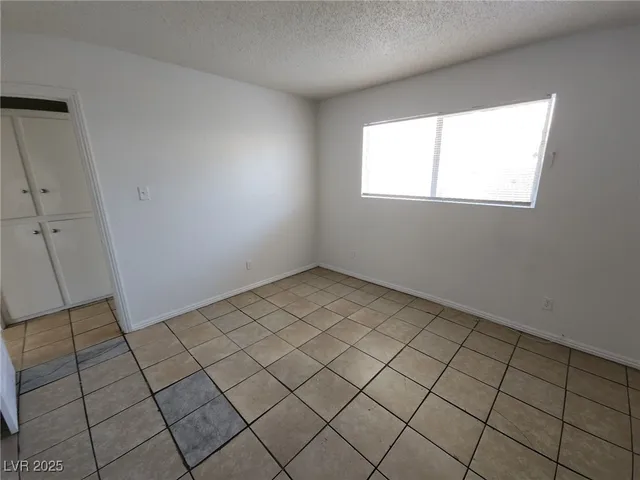 $900 | 2513 Cedar Avenue, Unit 3, Las Vegas, NV 89101