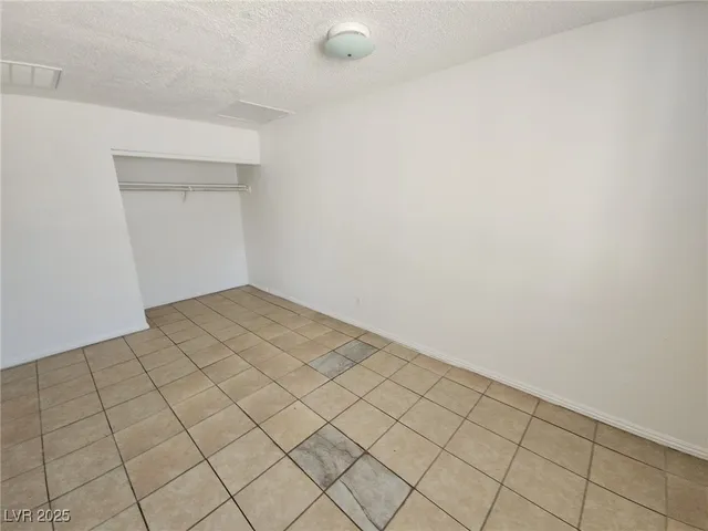 $900 | 2513 Cedar Avenue, Unit 3, Las Vegas, NV 89101