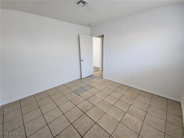 $900 | 2513 Cedar Avenue, Unit 3, Las Vegas, NV 89101