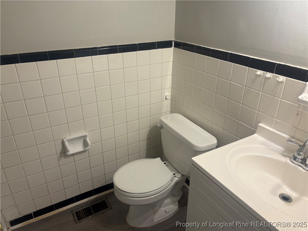 4621 Rosehill Road Fayetteville, NC 28311 - Photo 6 of 8
