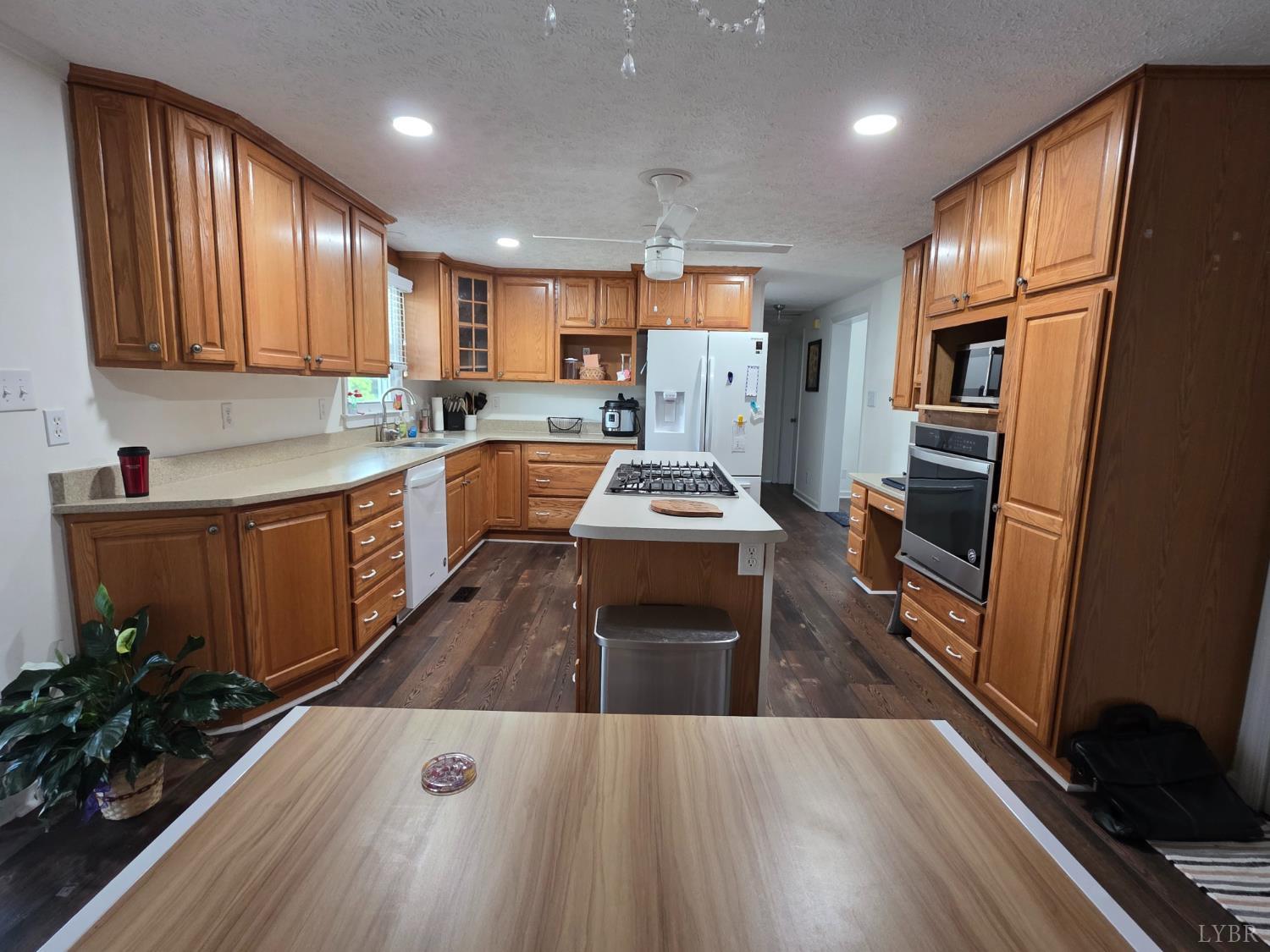198 Deer Path Rustburg, VA 24588 - Photo 6 of 36