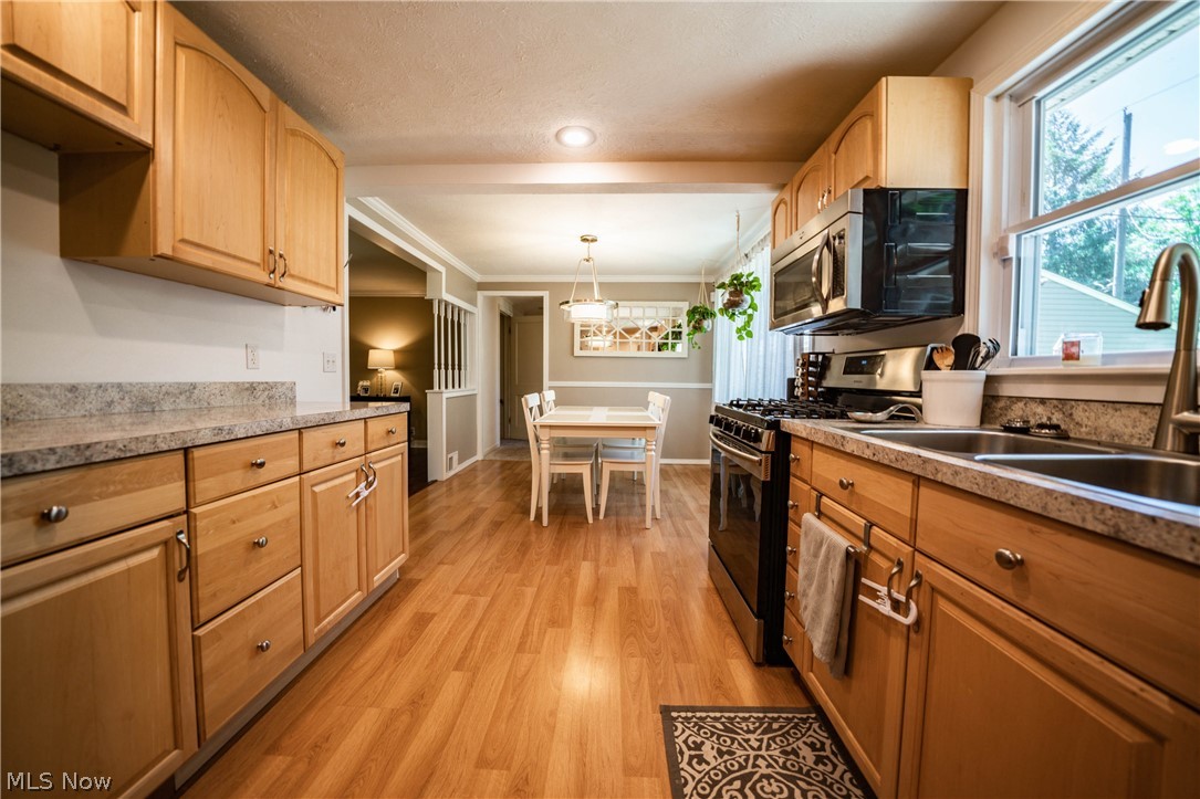 248 Sunset Road Avon Lake, OH 44012 - Photo 12 of 34 Gallery Image 12