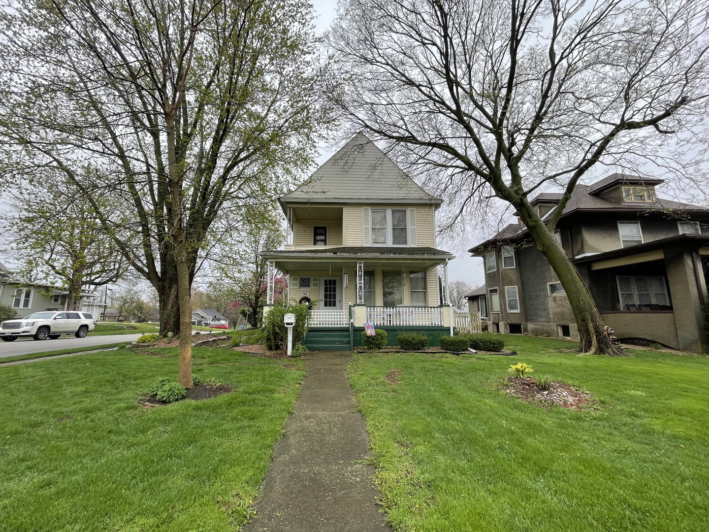 329 East Erie Street Spring Valley, IL 61362 - Photo 1 of 29