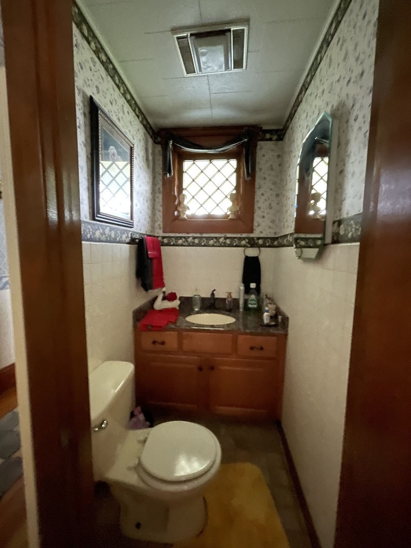 329 East Erie Street Spring Valley, IL 61362 - Photo 23 of 29