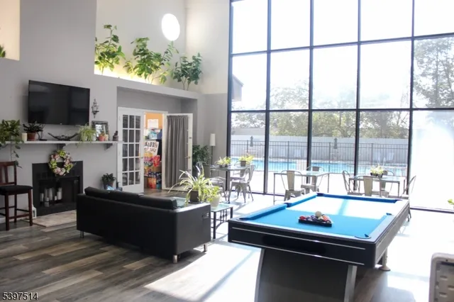 $1,900 | 2467 Highway 10, Unit 8A, Morris Plains, NJ 07950