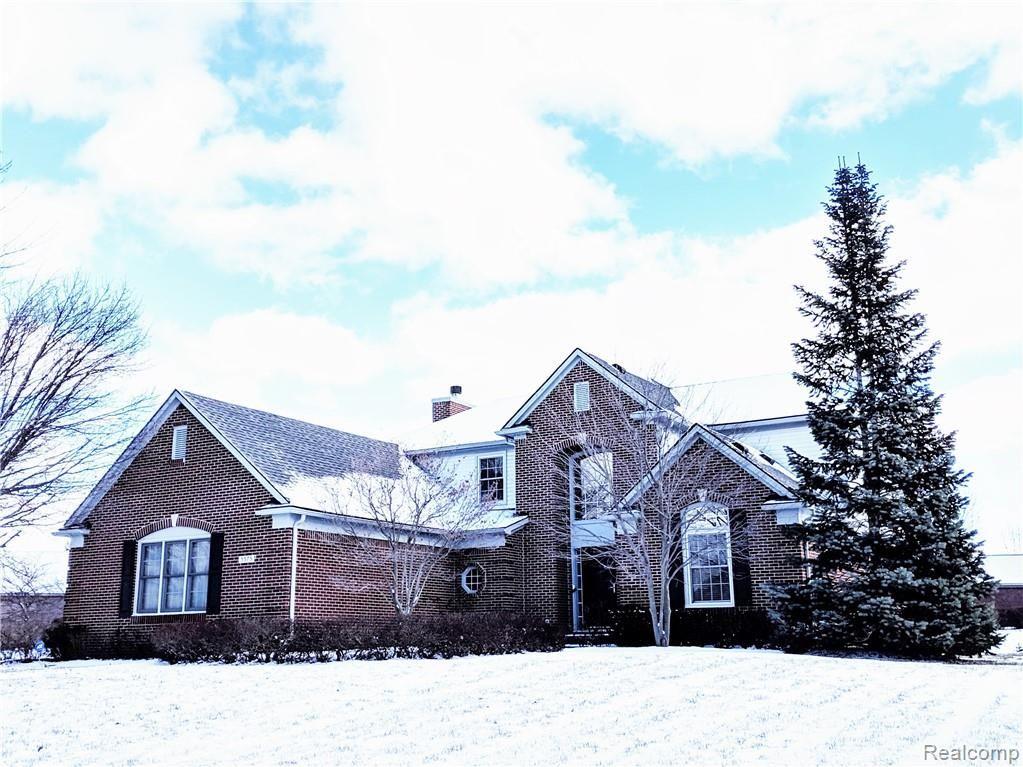 3575 Wyndam Lane Rochester, MI 48306 - Photo 1 of 25 01-Exterior.jpg