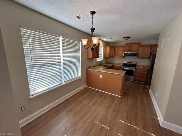 $1,895 | 600 Summerwalk Road, Greensboro, NC 27455