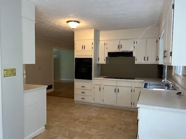 $2,200 | 235 Weatherly Woods Drive, Athens, GA 30605