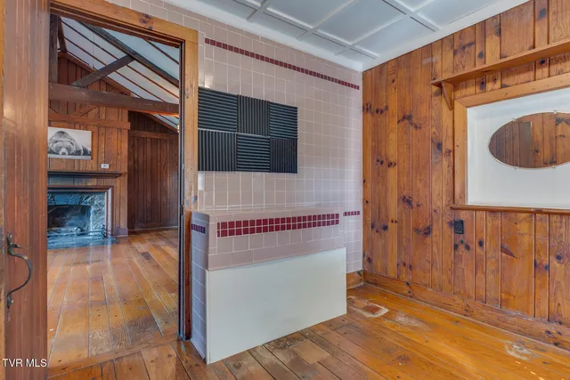 $350,000 | 120 Rock Road, Bristol, TN 37620